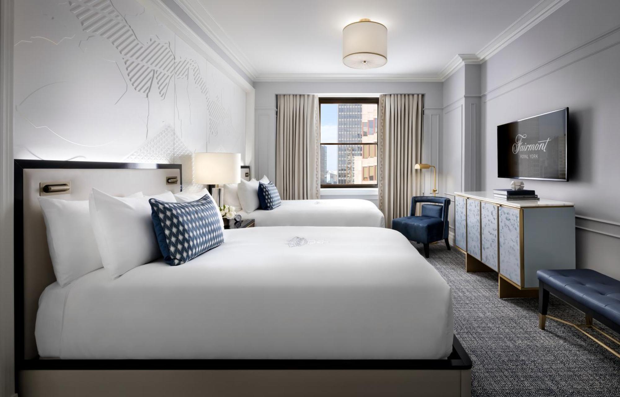 Fairmont Royal York Hotel Торонто Екстериор снимка A guest room