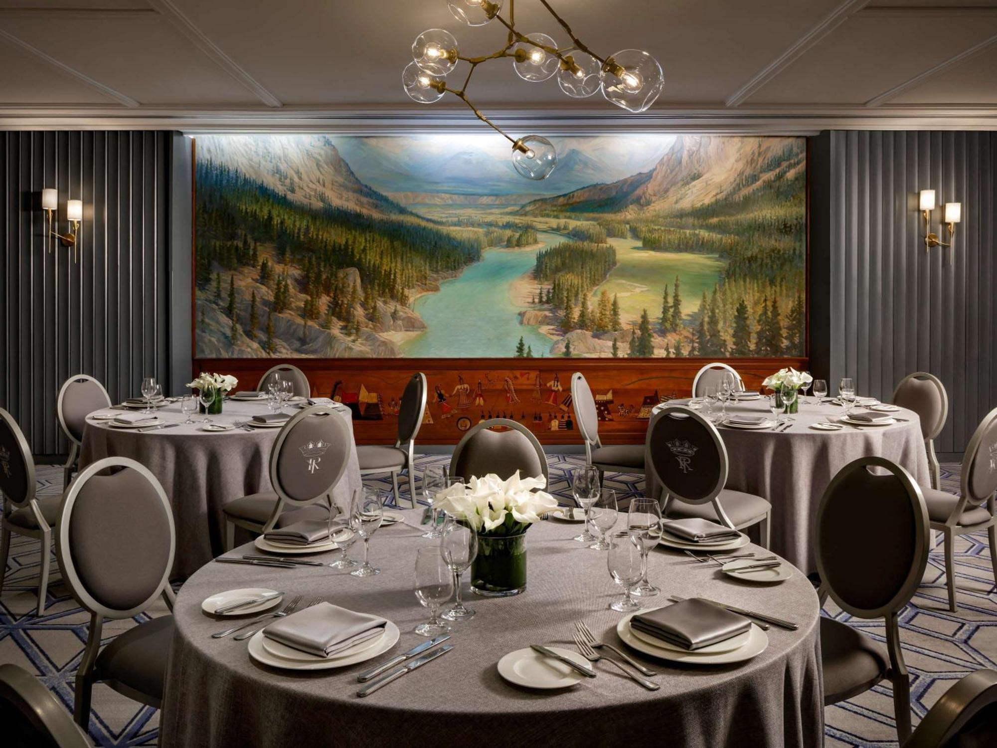 Fairmont Royal York Hotel Торонто Екстериор снимка